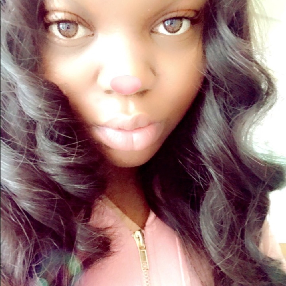 Meet your Posher, Destiny